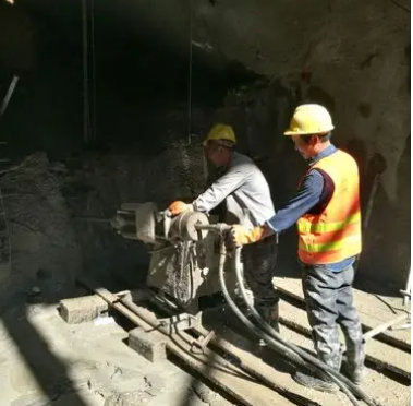 饶阳水下抗分散灌浆料特点 水下不分散注浆料介绍